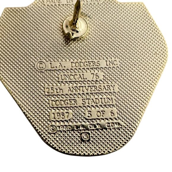 Unocal 76 1984 Olympic Baseball Dodger Stadium Lapel Hat Pin Dated 1987 Vintage - Picture 3 of 4